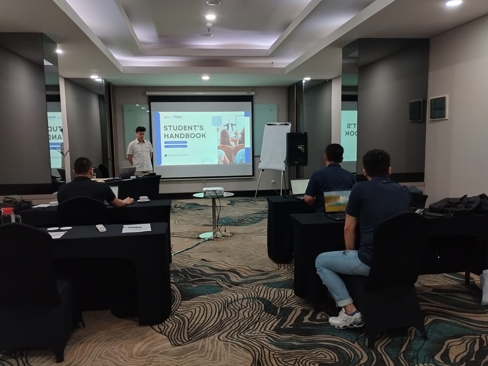 Training Artificial Intelligence Fraud and Risk, Bank Mizuho Indonesia 